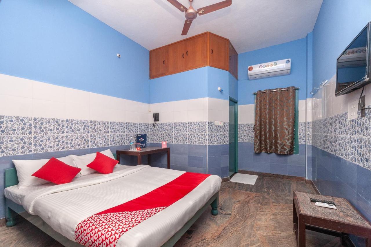 Oyo 24053 Auro Gp Guest House Auroville Buitenkant foto